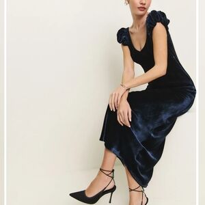 Rhia Navy Velvet Dress